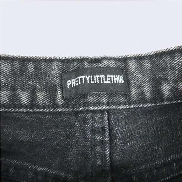 PrettyLittleThing Grey Distressed Shorts - Picture 4 of 5